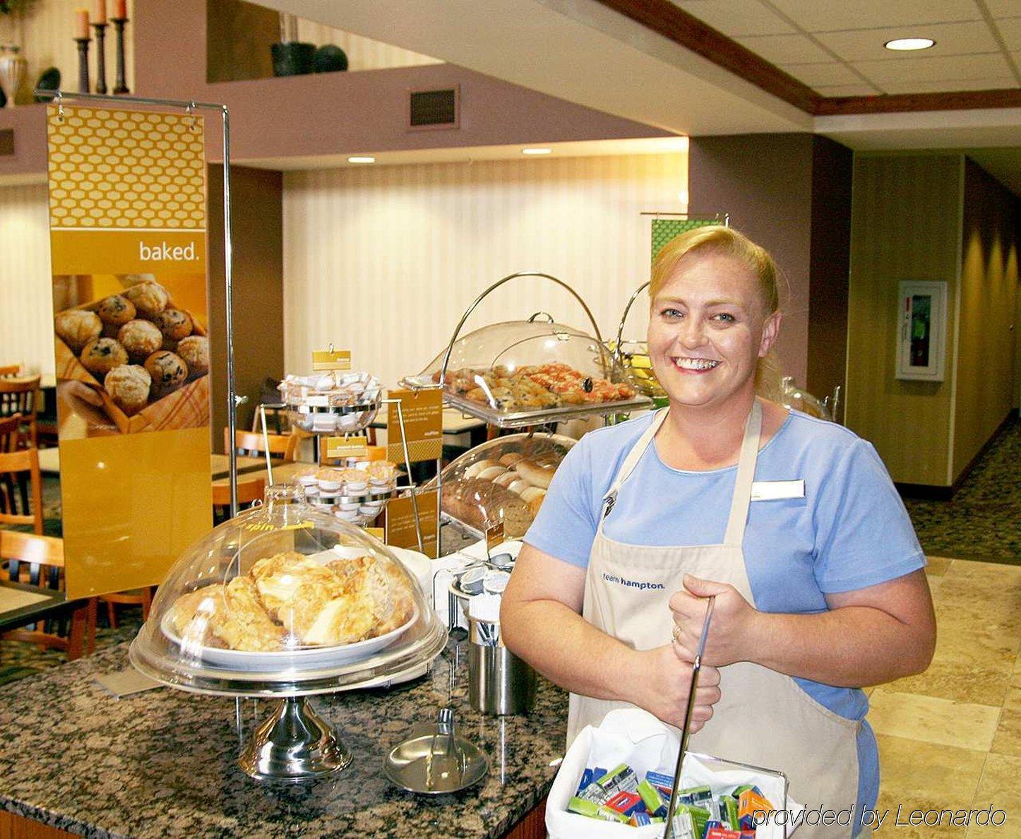 Hampton Inn & Suites Lawton Restaurace fotografie